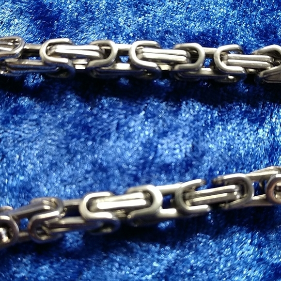 Versatile Nordic Viking Stainless Wolf Head Necklace Statement piece - Picture 14 of 14